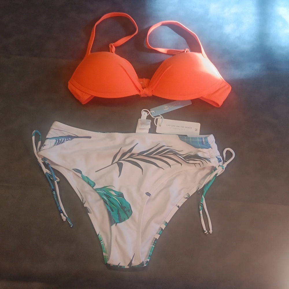 NWT. Cupshe Neon Orange And Leafy Knotted Drawstring Bikini Set - Picture 5 of 11